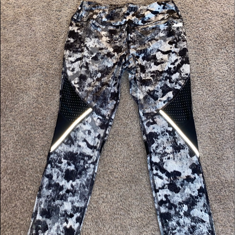 Avia cropped leggings